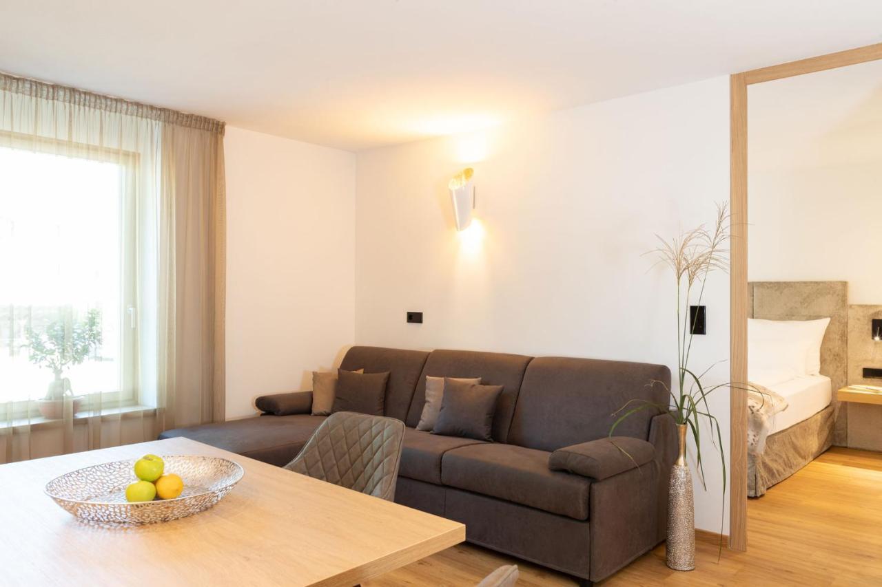 Nice Living Neue- Moderne Apartments Im Herzen Von Brixen - Kostenlose Brixencard - Ideal Fuer Familien, Paare, Geschaeftsreisende Und Allen Urlaubs Hungrigen Екстер'єр фото