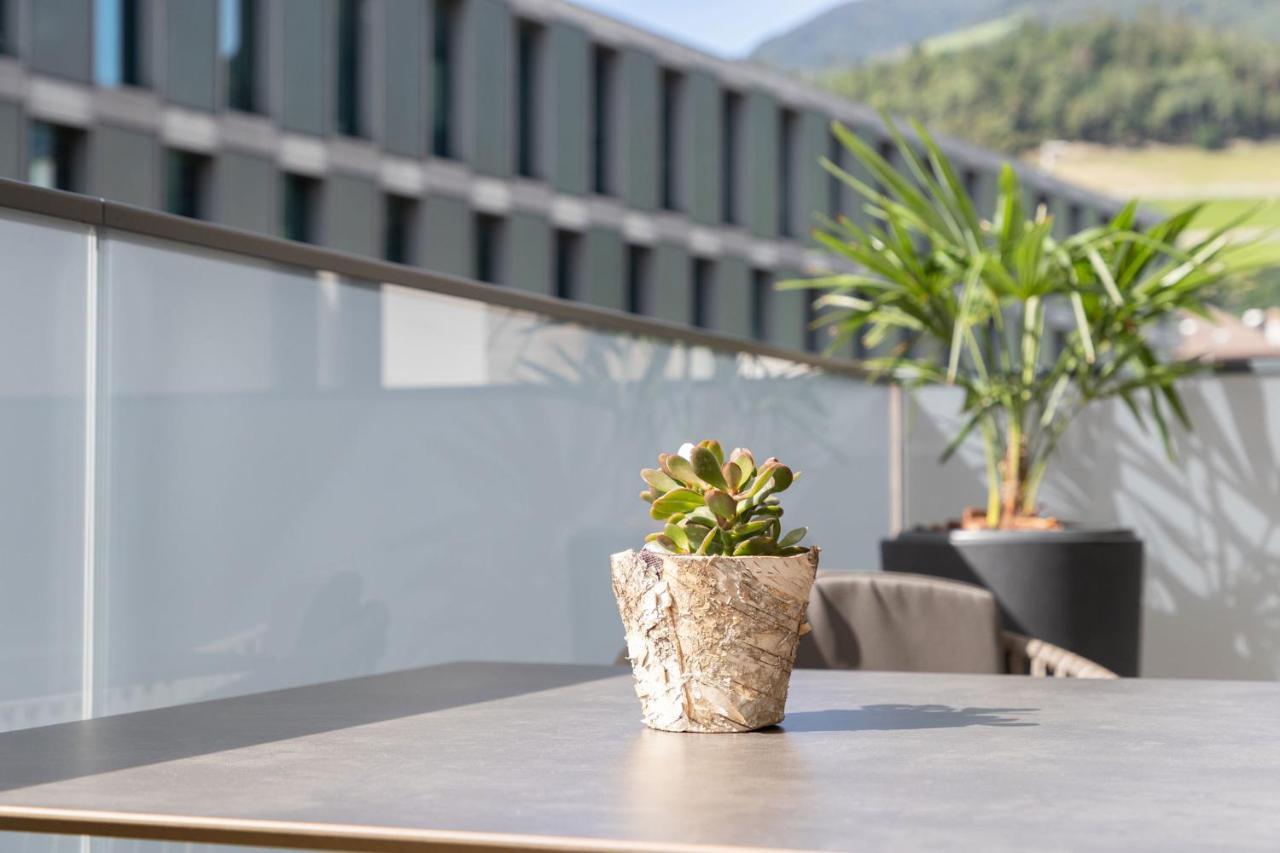 Nice Living Neue- Moderne Apartments Im Herzen Von Brixen - Kostenlose Brixencard - Ideal Fuer Familien, Paare, Geschaeftsreisende Und Allen Urlaubs Hungrigen Екстер'єр фото