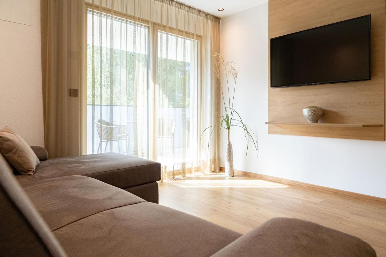 Nice Living Neue- Moderne Apartments Im Herzen Von Brixen - Kostenlose Brixencard - Ideal Fuer Familien, Paare, Geschaeftsreisende Und Allen Urlaubs Hungrigen Екстер'єр фото