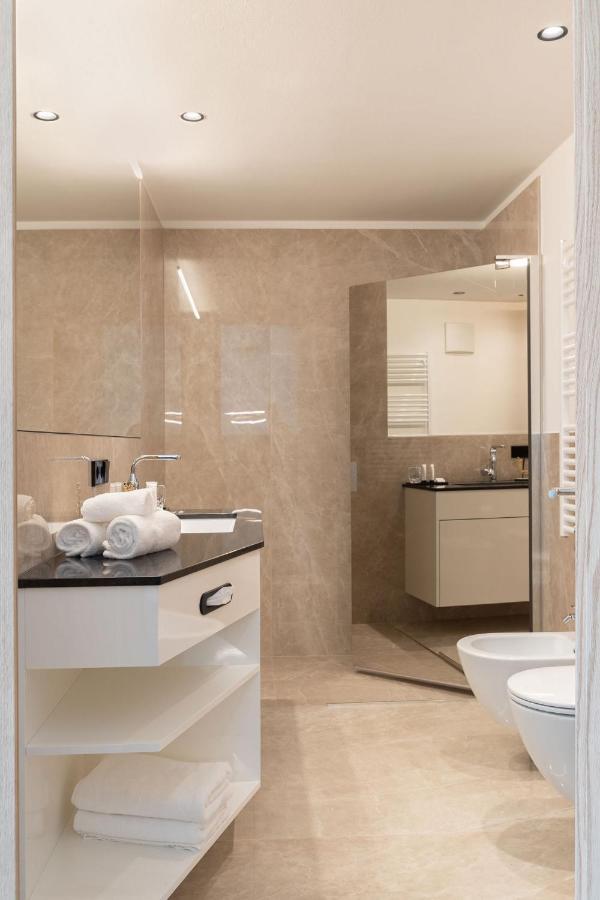 Nice Living Neue- Moderne Apartments Im Herzen Von Brixen - Kostenlose Brixencard - Ideal Fuer Familien, Paare, Geschaeftsreisende Und Allen Urlaubs Hungrigen Екстер'єр фото